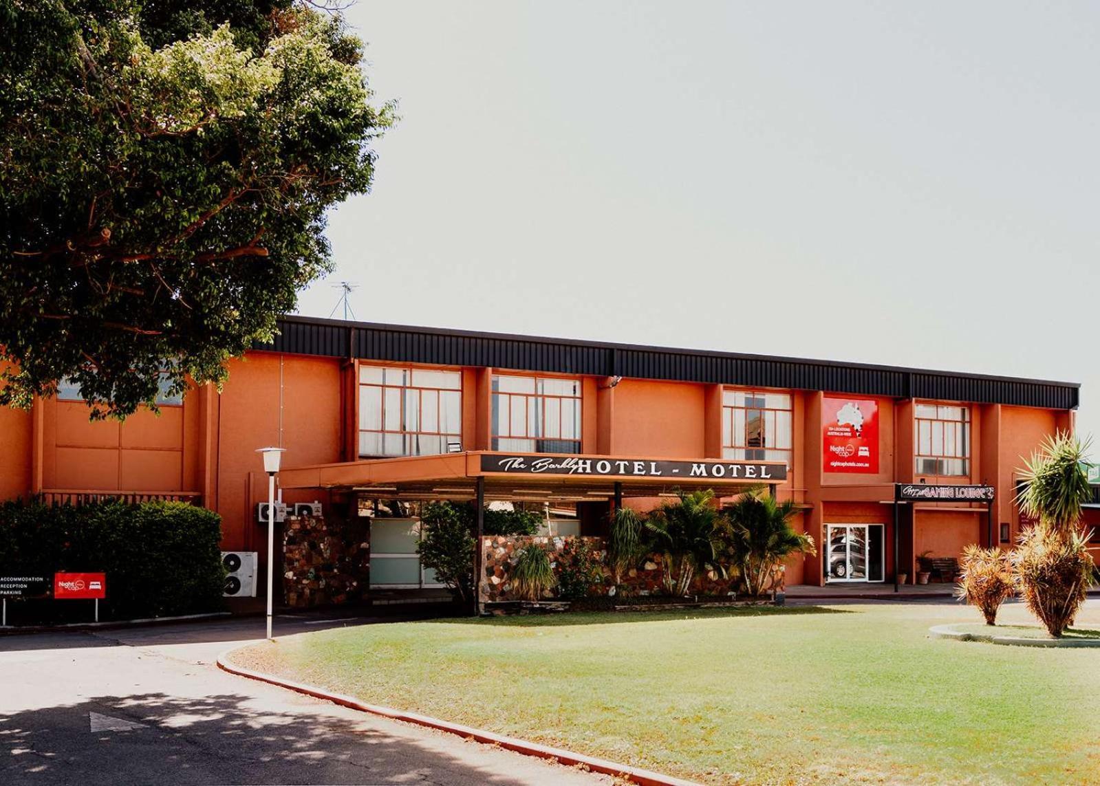 Nightcap At Barkly Hotel Mount Isa Exterior photo